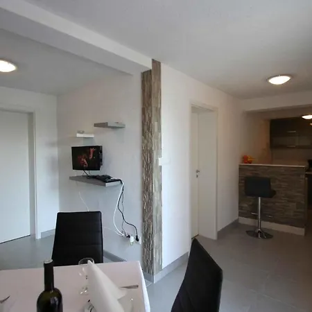 In With One-bedroom 1 * Šilo