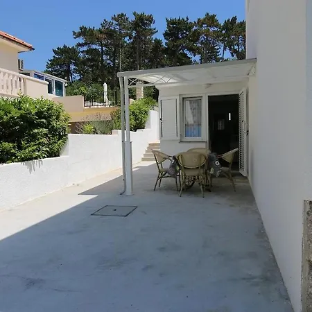 Apartment In With One-bedroom 1